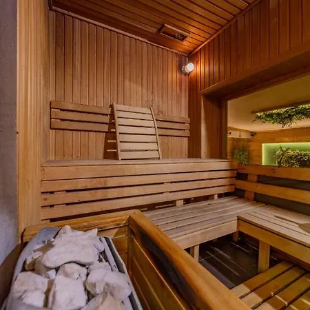 Bed & Breakfast Code 3*