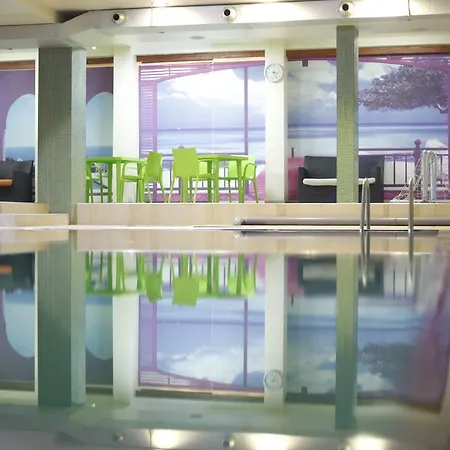 Bed & Breakfast Code 3*